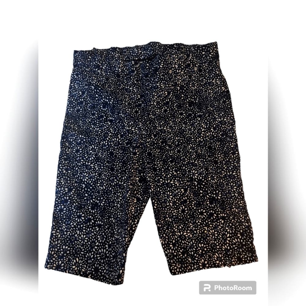 Rafaella Bermuda Stretch Shorts,Size 14, Blue,White,Length 20 in ,Waist 16 in